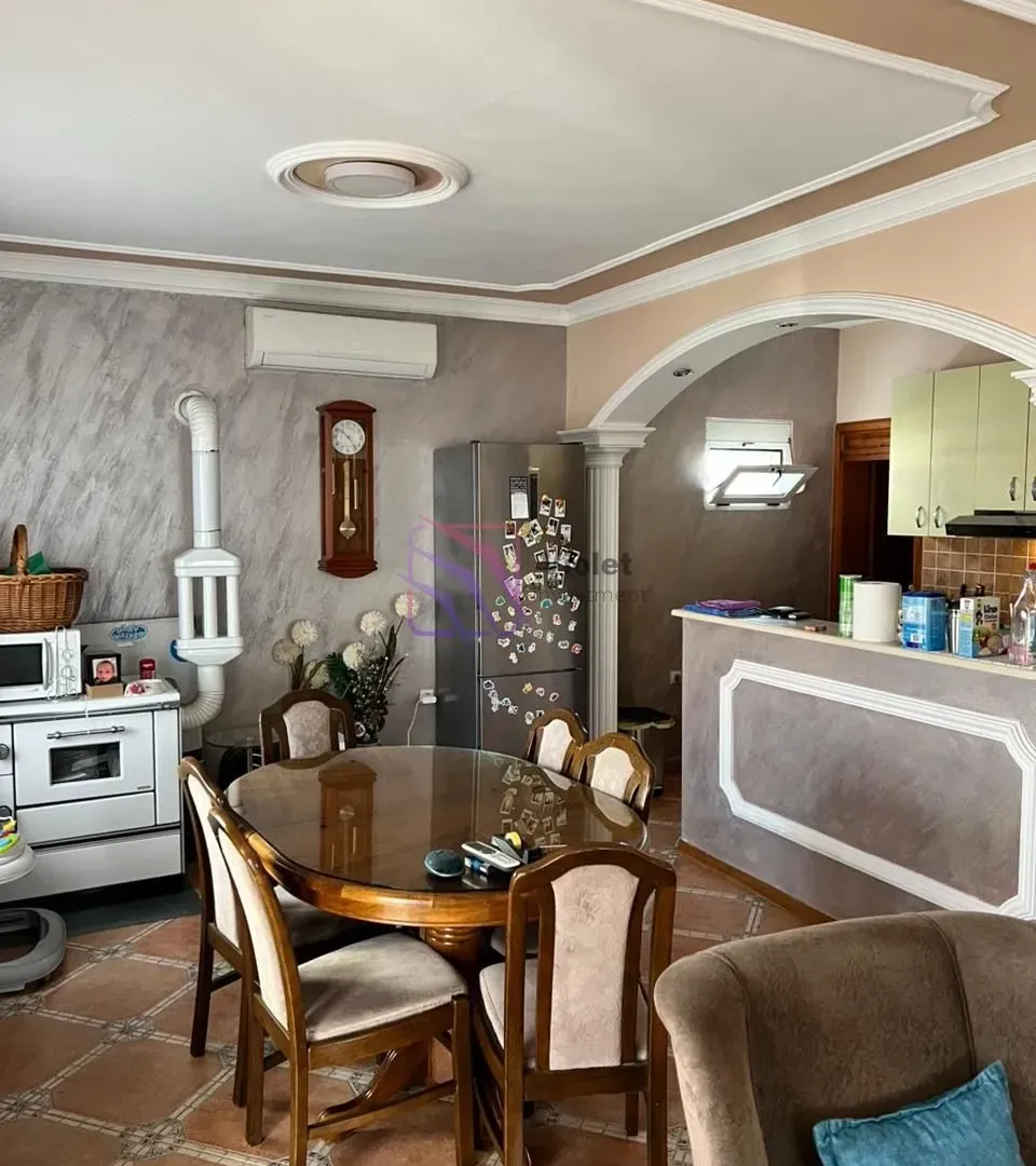 Rent, house, 120m², City Kvart, Podgorica