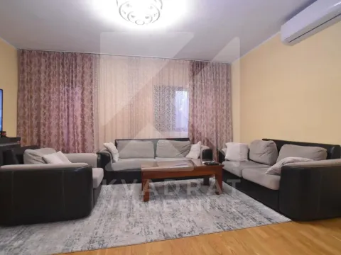 Izdavanje, kuća, 128m², Stari Aerodrom, Podgorica - image 4