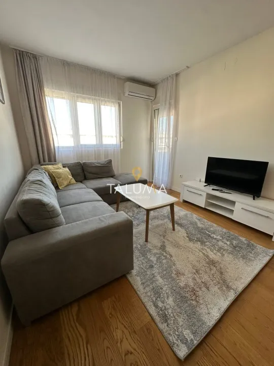 Rent, two bedroom apartment, 68m², City Kvart, Podgorica