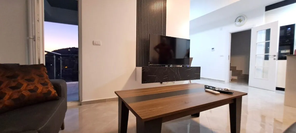 Rent, three bedroom apartment, 100m², Šušanj, Bar