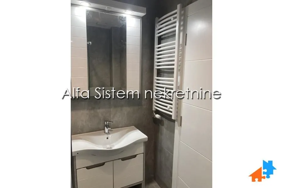 Rent, two bedroom apartment, 52m², Južni Bulevar, Vračar Sve Podlokacije
