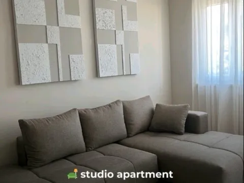 Izdavanje, jednosoban stan, 27m², City Kej, Podgorica - image 6