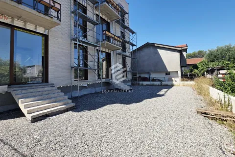 Prodaja, jednosoban stan, 40m², Konik, Podgorica - image 11