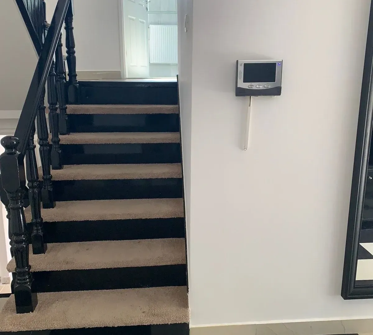 Rent, house, 250m², Zagorič, Podgorica