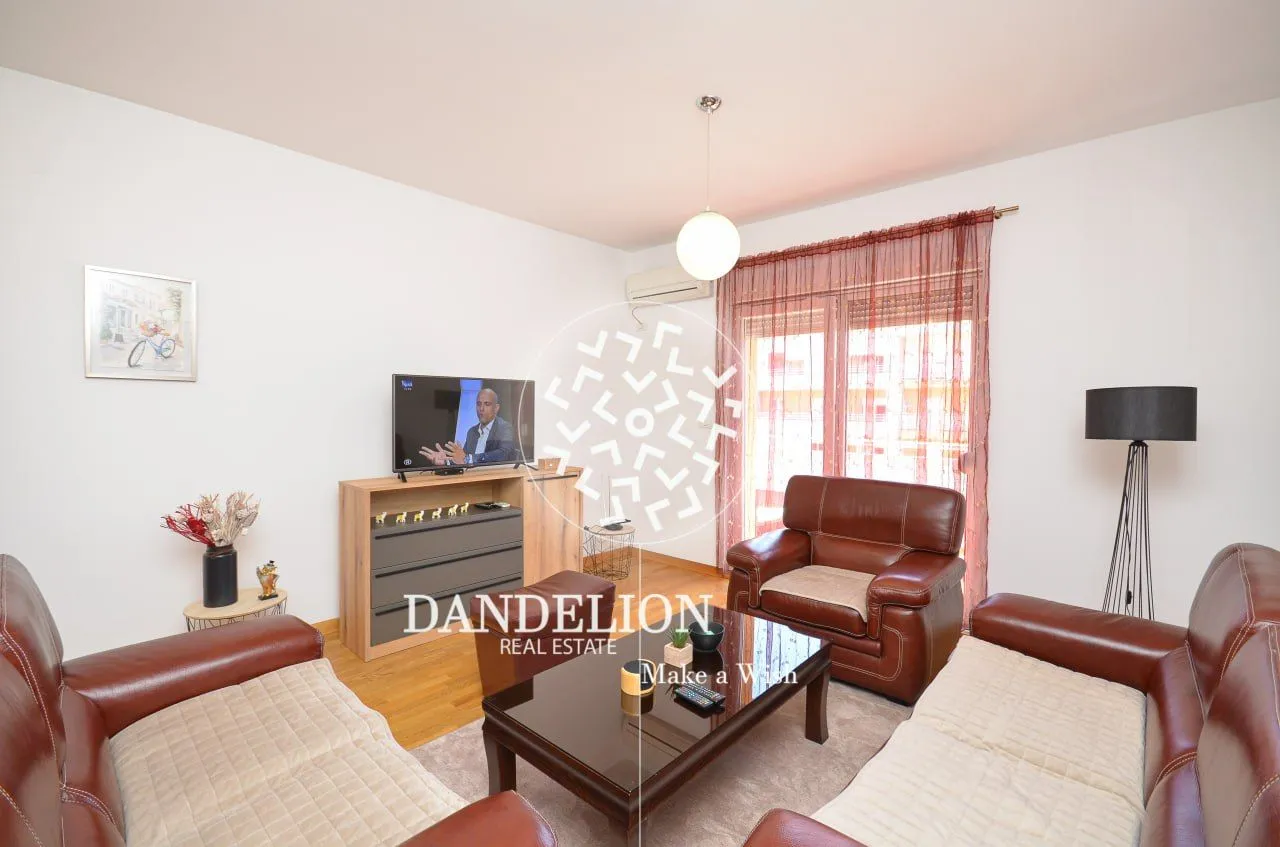 Izdavanje, jednosoban stan, 54m², City Kvart, Podgorica