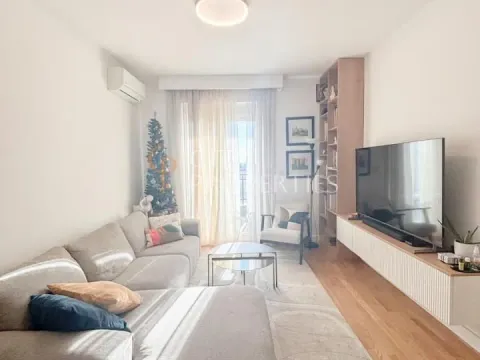 Prodaja, stan, 69m², Stari Aerodrom, Podgorica - image 1