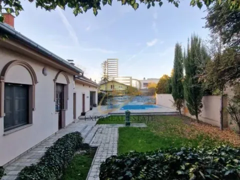 Izdavanje, poslovni prostor, 450m², Bulevar Evrope, Novi Sad Sve Podlokacije - image 10