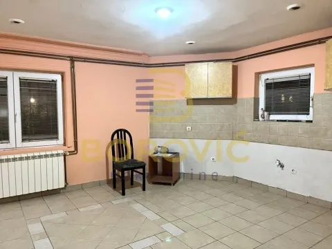 Prodaja, trosoban stan, 105m², Mirijevo Sve Podlokacije, Beograd - image 4