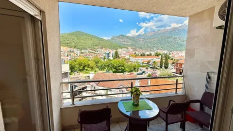 Rent, one bedroom apartment, 45m², Centar, Budva - image 7