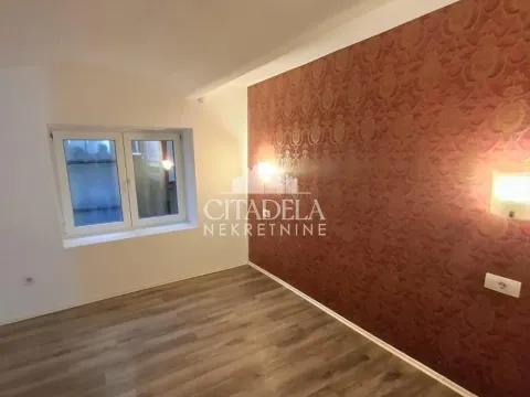 Izdavanje, četvorosoban stan, 80m², Stari Grad, Beograd - image 11