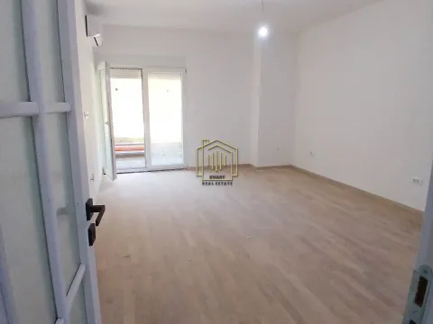 Prodaja, jednosoban stan, 57m², Momišići, Podgorica - image 7