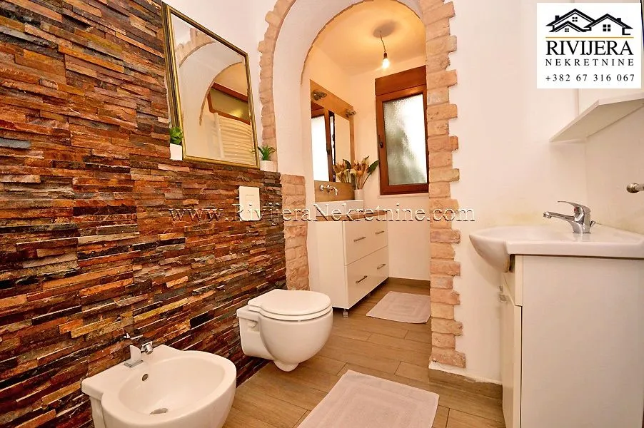 Prodaja, dvosoban stan, 138m², Savina, Herceg Novi