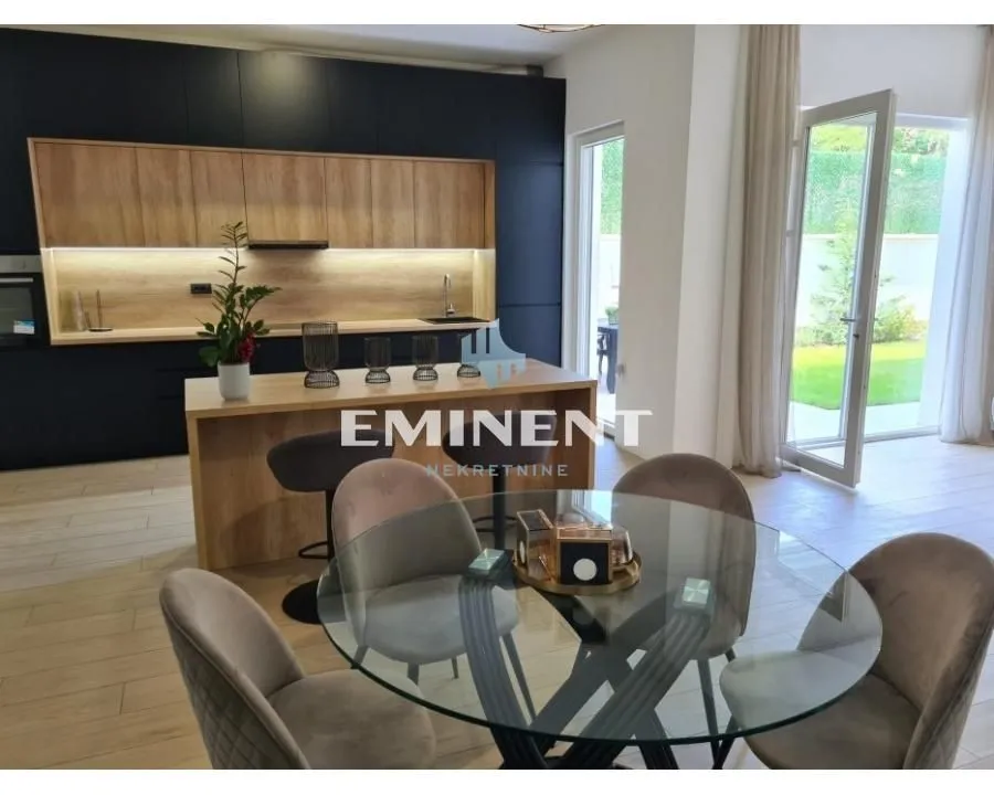 Sale, apartment, 220m², Savski Venac, Beograd