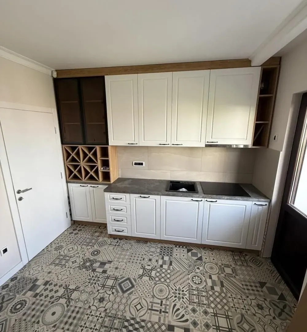 Izdavanje, kuća, 142m², Veliki Mokri Lug, Zvezdara Sve Podlokacije