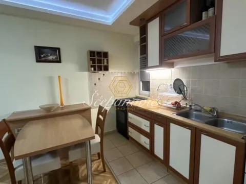 Izdavanje, dvosoban stan, 43m², Bulevar Oslobodjenja, Novi Sad Sve Podlokacije - image 6