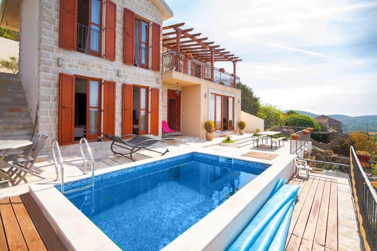 Sale, house, 210m², Zagora, Kotor