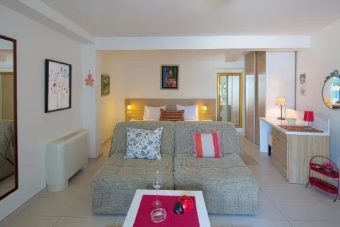 Prodaja, kuća, 300m², Krašići, Tivat - image 14