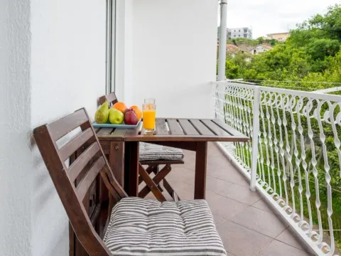 Izdavanje, dvosoban stan, 60m², Pod Kuk, Tivat - image 12