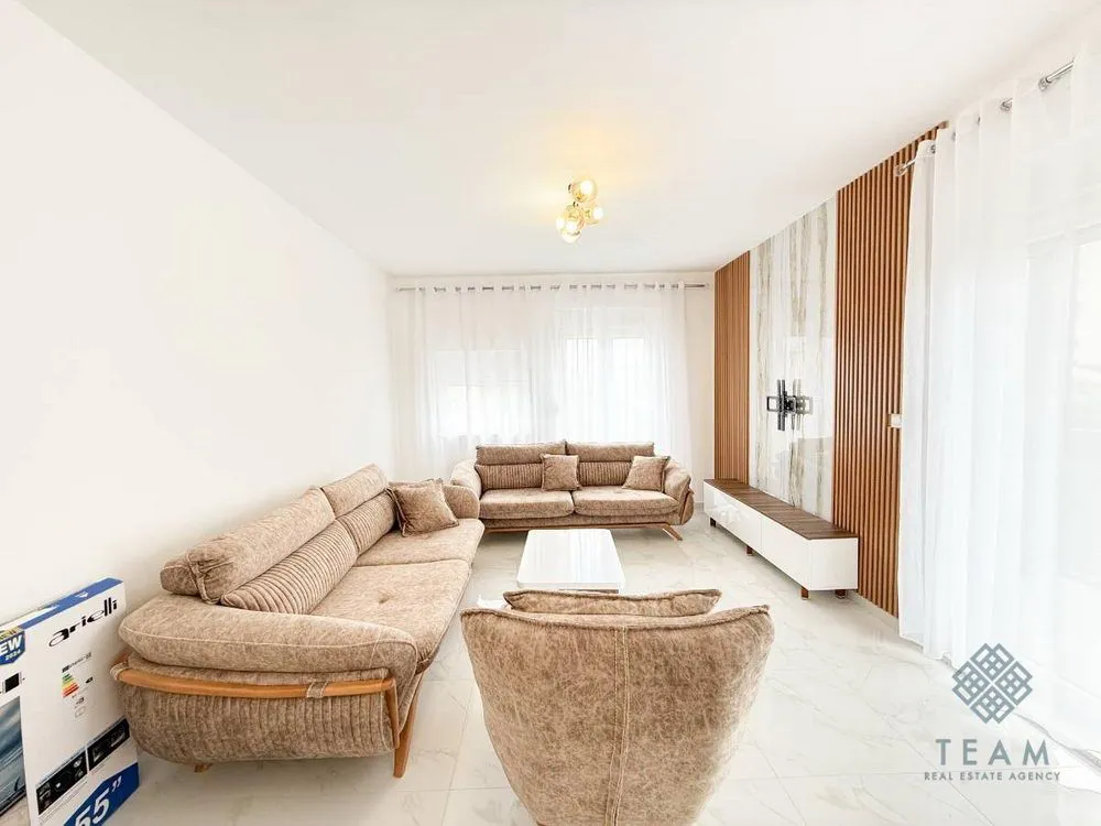 Rent, two bedroom apartment, 76m², Central Point, Podgorica