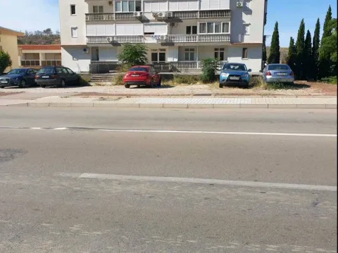 Prodaja, trosoban stan, 76m², Sutomore, Bar - image 10