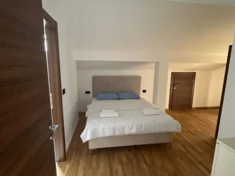 Rent, two bedroom apartment, 112m², Obala Đuraševića, Tivat - image 10