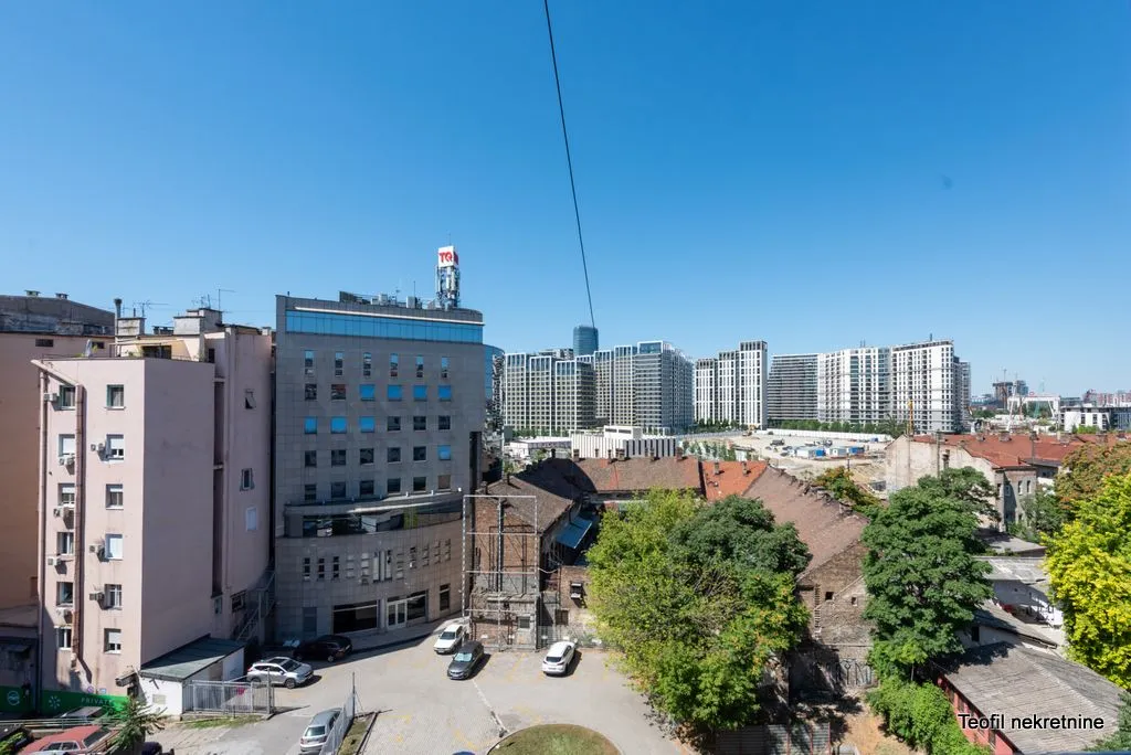 Prodaja, trosoban stan, 105m², Centar, Kruševac