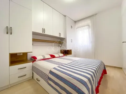 Prodaja, stan, 111m², Tivat, Crna Gora - image 4