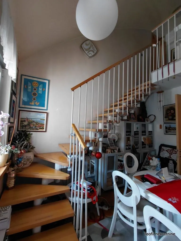 Sale, studio apartment, 87m², Voždovac, Voždovac Sve Podlokacije
