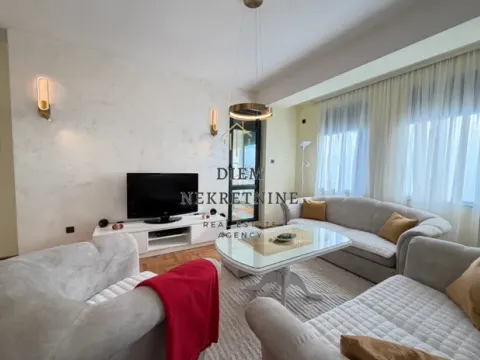 Rent, two bedroom apartment, 76m², Podgorica, Crna Gora - image 13