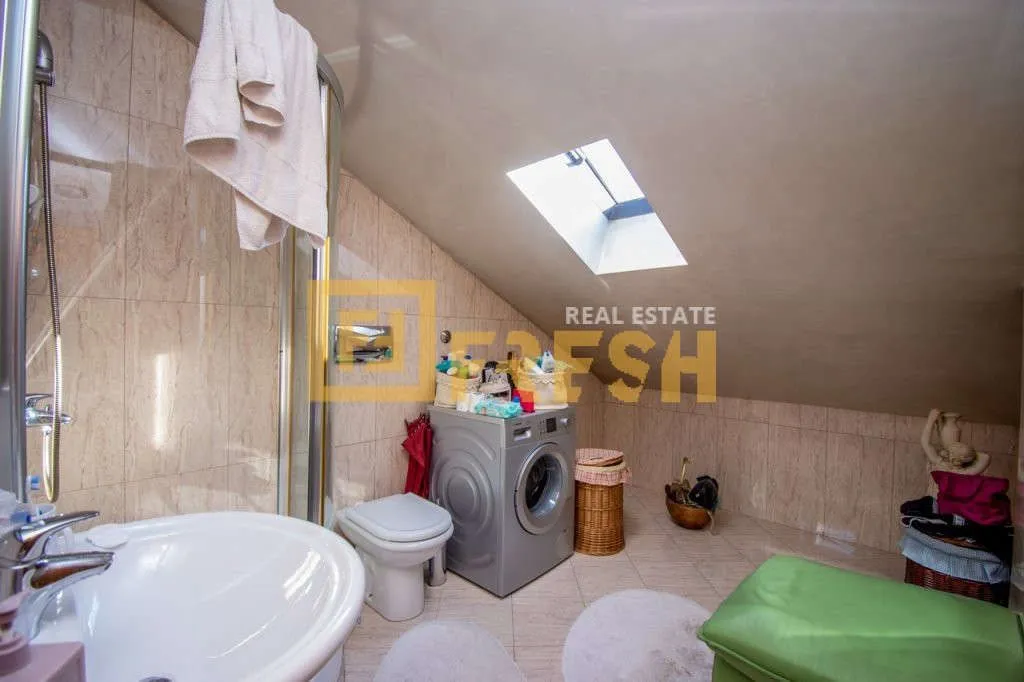 Prodaja, dvosoban stan, 120m², Centar, Podgorica
