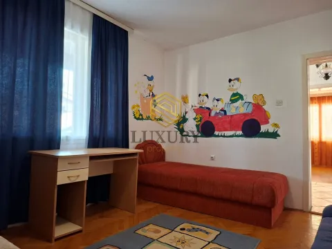 Rent, two bedroom apartment, 92m², Tološi, Podgorica - image 10