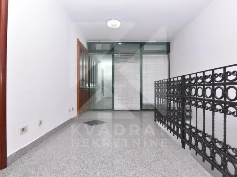 Rent, office space, 53m², Pobrežje, Podgorica - image 3