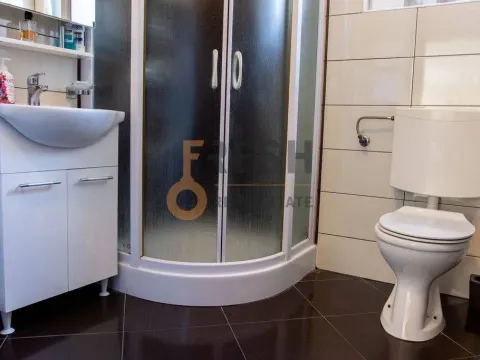 Prodaja, dvosoban stan, 80m², Kotor, Crna Gora - image 16