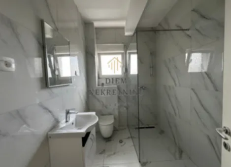 Izdavanje, trosoban stan, 101m², Zabjelo, Podgorica - image 10