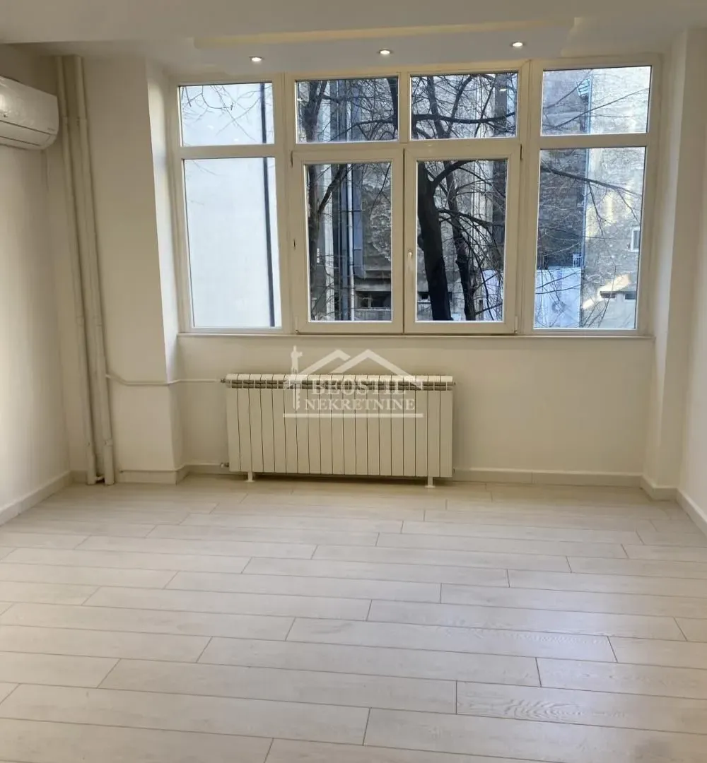 Sale, two bedroom apartment, 60m², Stari Grad, Beograd
