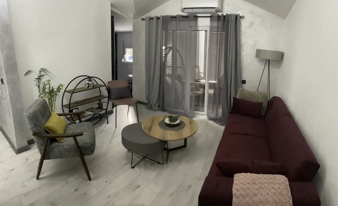 Prodaja, jednosoban stan, 38m², Centar, Podgorica