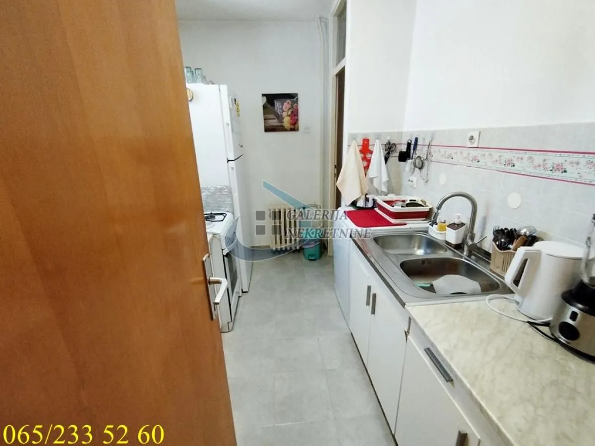 Prodaja, trosoban stan, 95m², Labudovo Brdo, Beograd