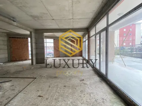 Izdavanje, poslovni prostor, 90m², Ljubović, Podgorica - image 1