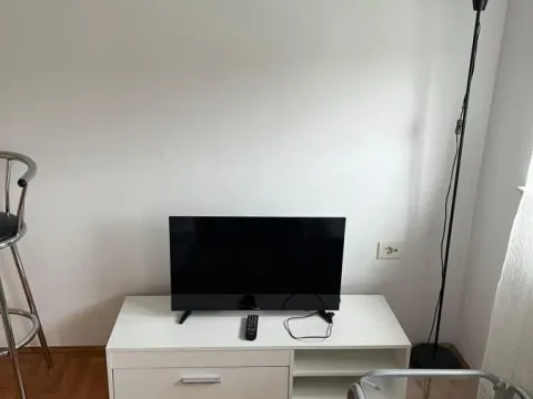 Izdavanje, garsonjera, 26m², Grbavica, Novi Sad Sve Podlokacije - image 4