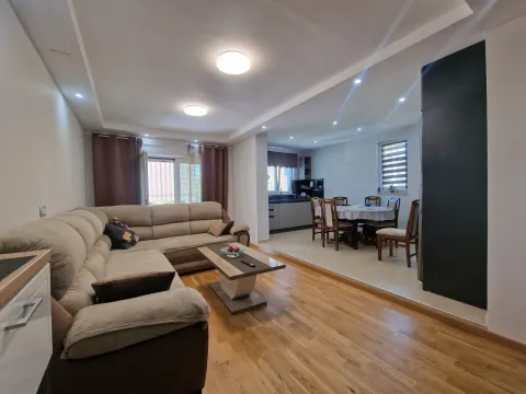 Sale, house, 590m², Tivat, Crna Gora - image 8