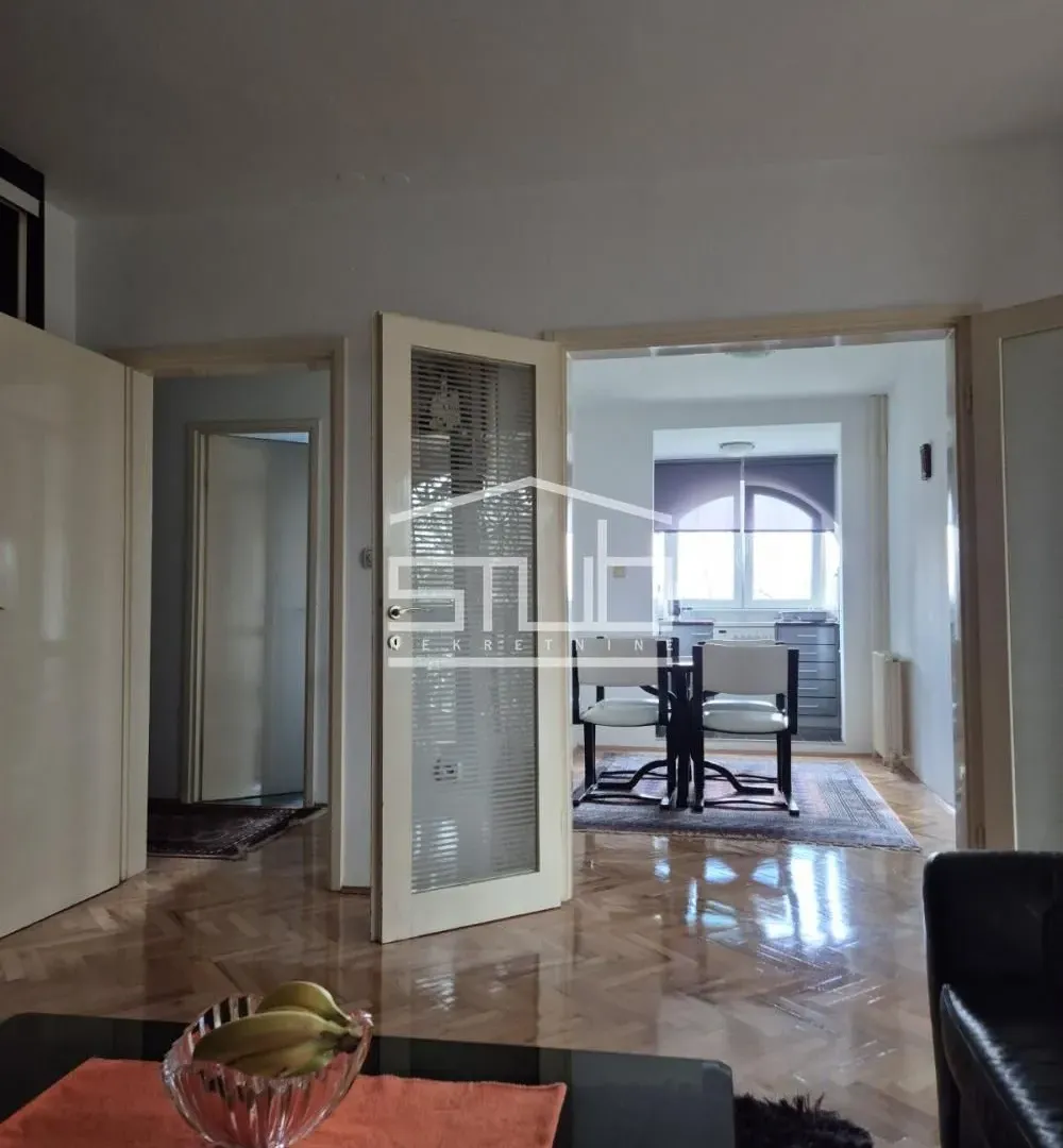 Prodaja, dvosoban stan, 52m², Vidikovački venac, Rakovica