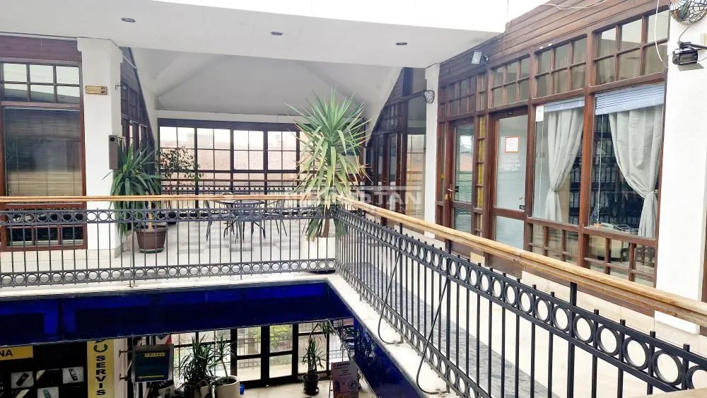 Sale, office space, 38m², Savski Venac, Beograd