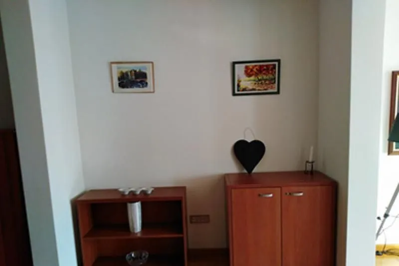 Izdavanje, četvorosoban stan, 118m², Savski Venac, Beograd