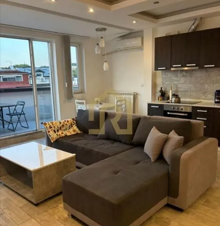 Rent, three bedroom apartment, 92m², Đeram Pijaca, Beograd