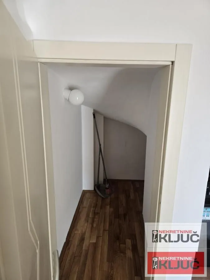 Prodaja, četvorosoban stan, 96m², Bulevar Evrope, Novi Sad Sve Podlokacije