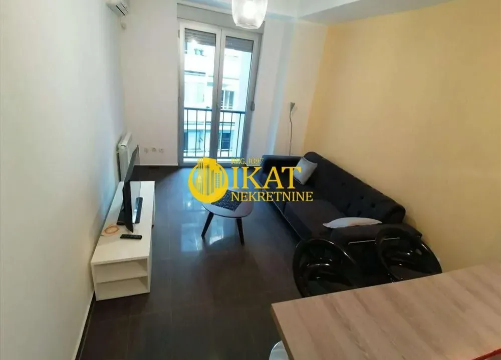 Prodaja, jednosoban stan, 32m², Kalenić Pijaca, Vračar Sve Podlokacije