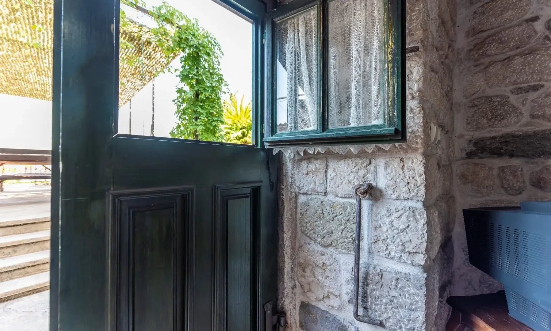 Sale, house, 400m², Dobrota, Kotor