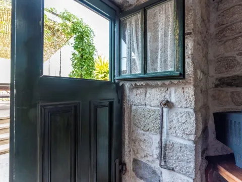 Prodaja, kuća, 400m², Dobrota, Kotor - image 24