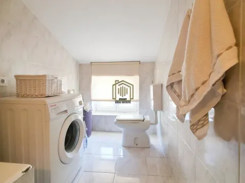 Sale, two bedroom apartment, 75m², Podgorica, Crna Gora - image 9