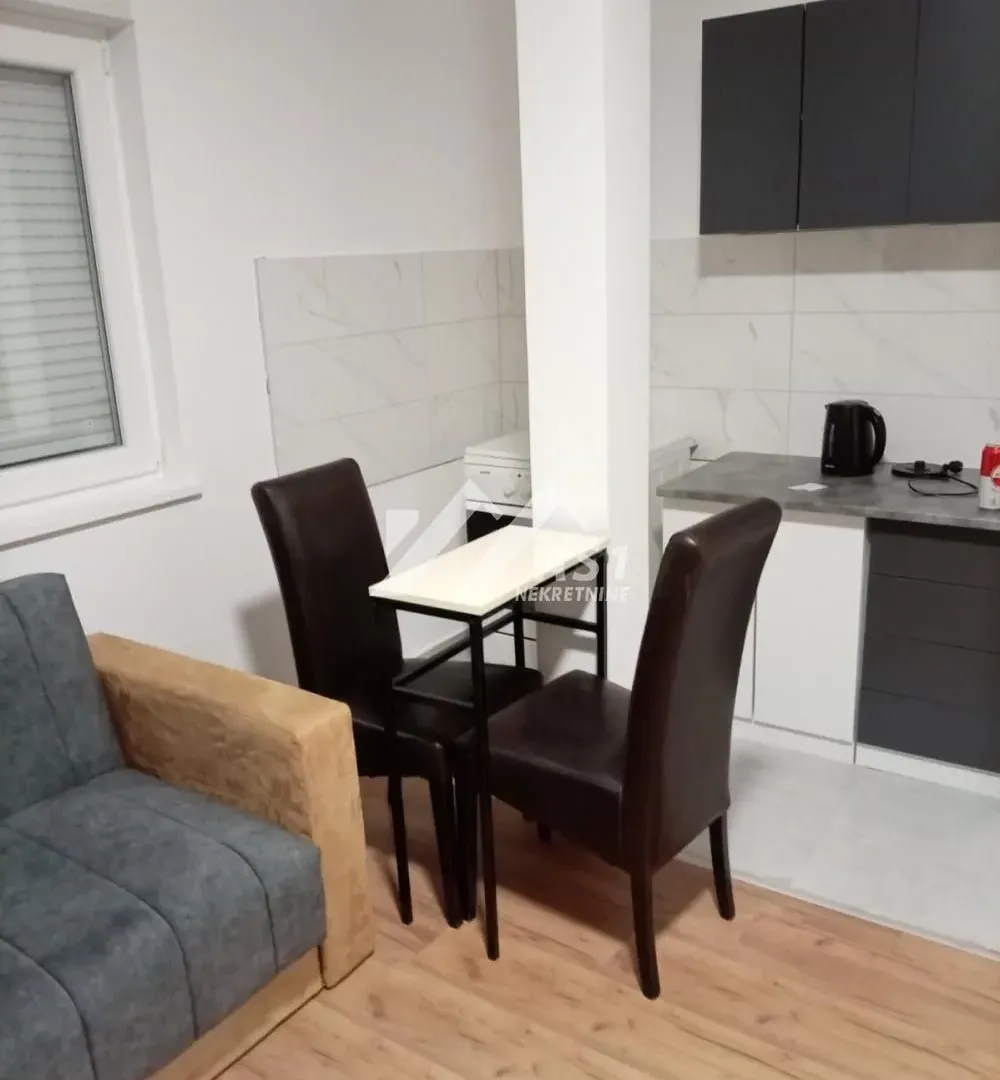 Izdavanje, jednosoban stan, 31m², Adice, Novi Sad Sve Podlokacije